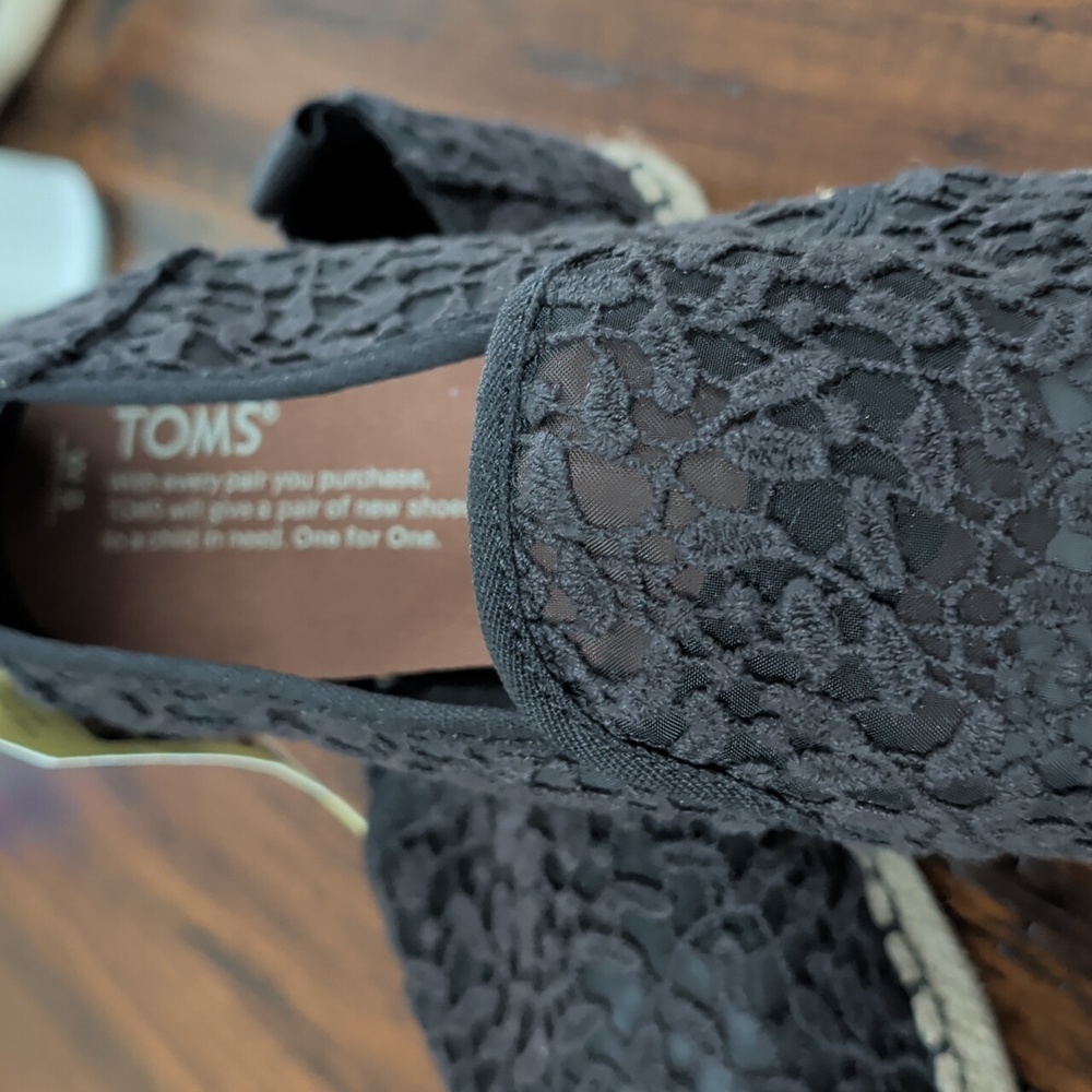 TOMS Black Lace Espadrille Rope Flats Size W8 NEW - Picture 7 of 12